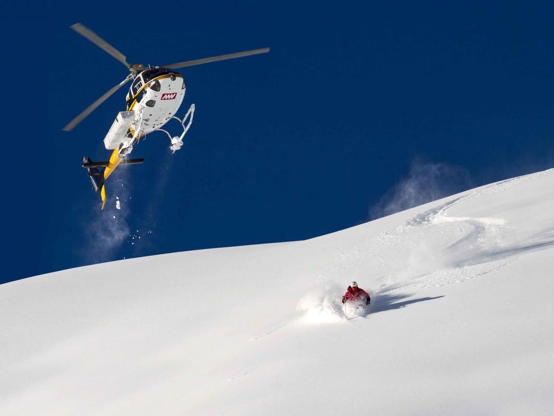 Deluxe Package | Mike Wiegele Helicopter Skiing